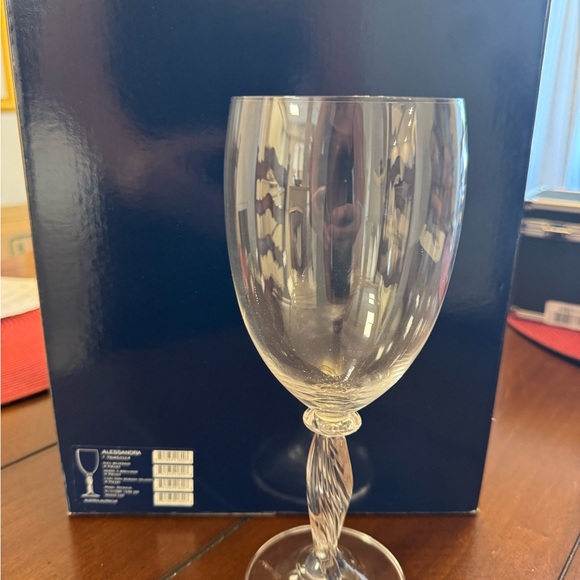 Mikasa Water-Beverage Glass - Picture 2 of 10